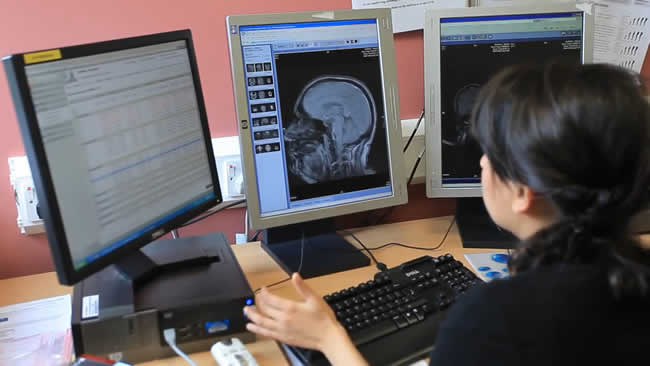 The electronic medical records system at work at Aintree